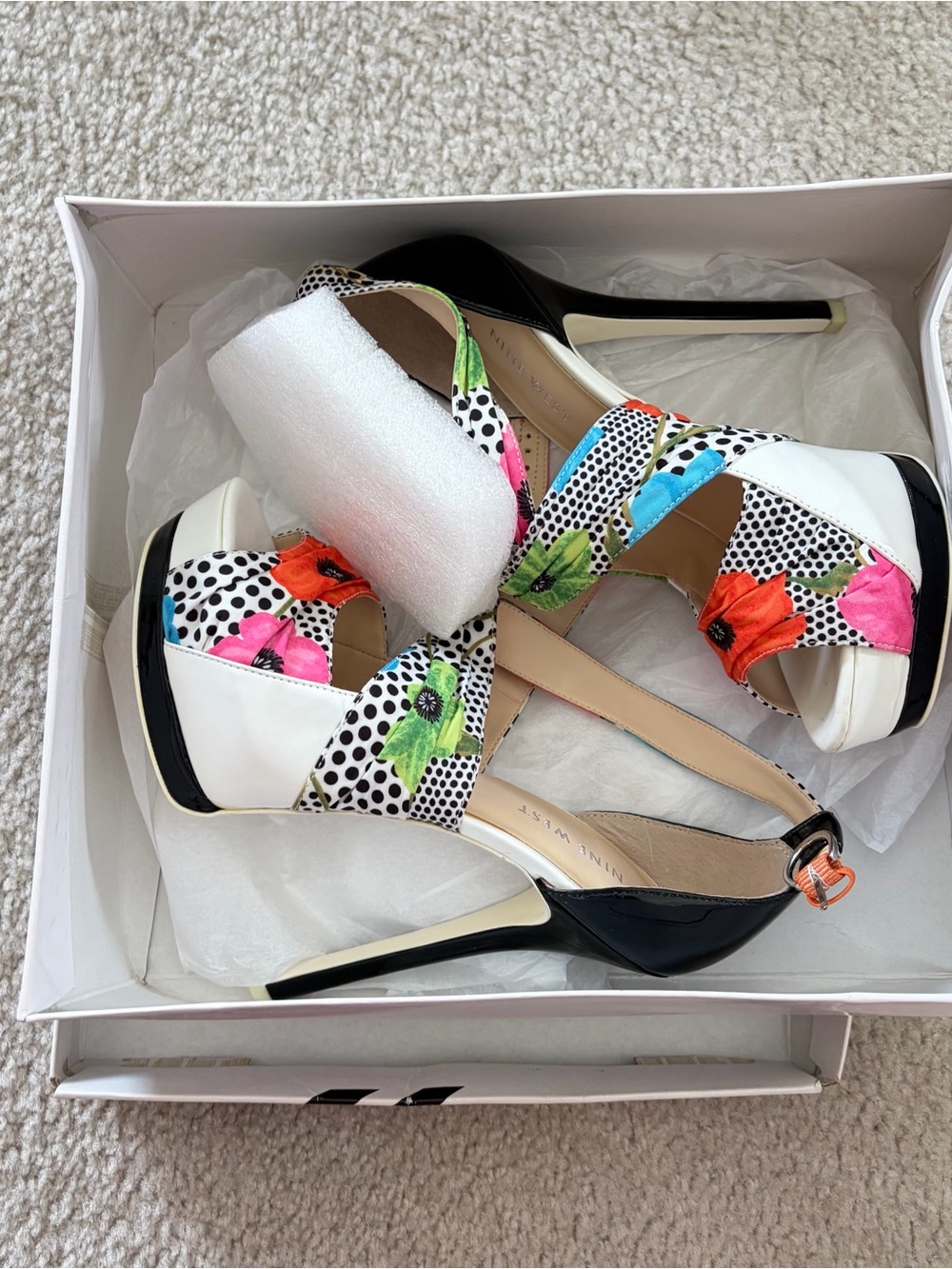 Nine West White Multi-Color Floral Peep-Toe High Heels
Gorgeous. Super high